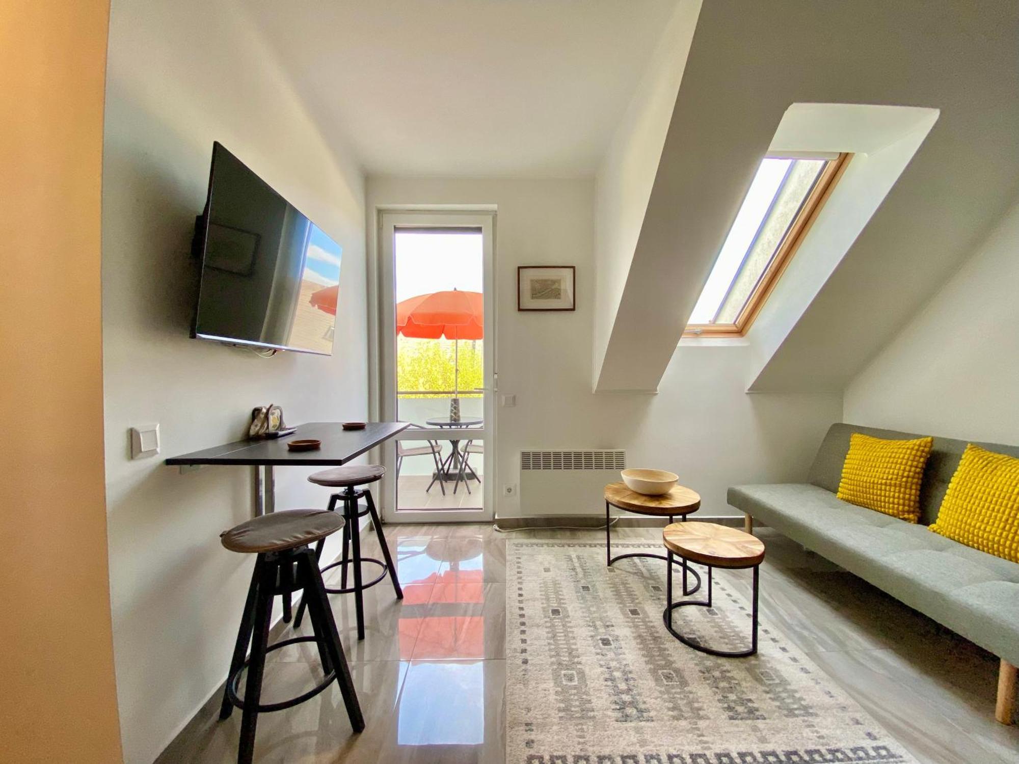דירות קסזטלי Hello 3B Apartman מראה חיצוני תמונה